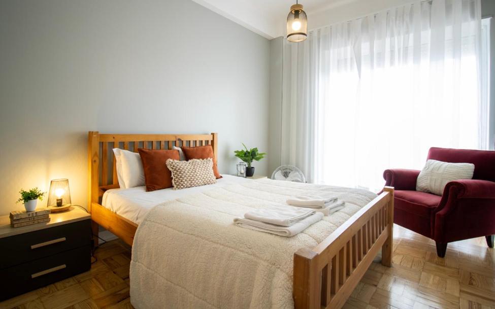 Sunny 4 Bedroom Apartment - With View Coimbra Exterior photo